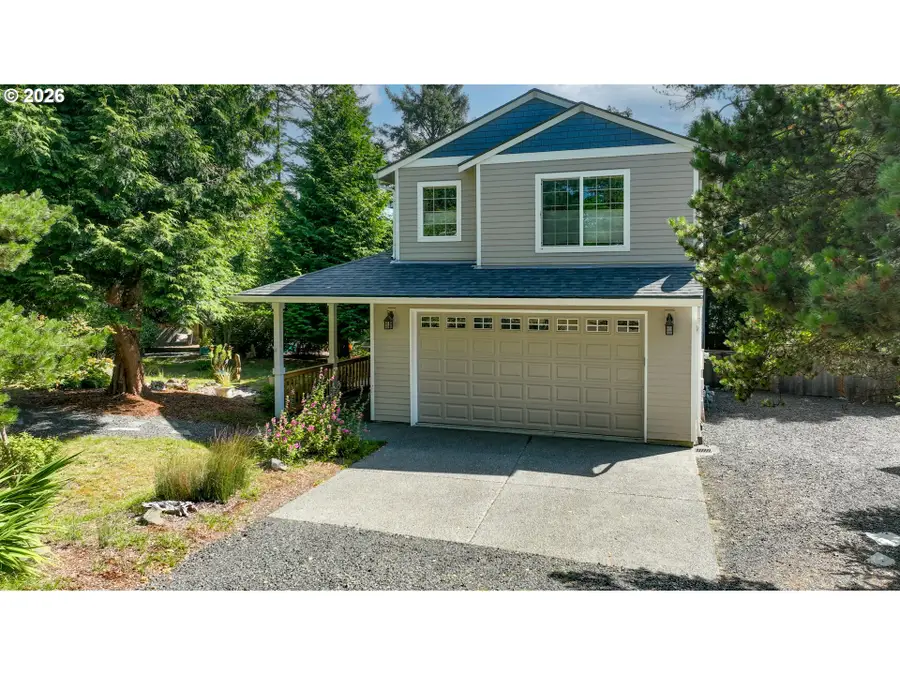 90571 Lake View Rd, Warrenton, OR 97146 - #2
