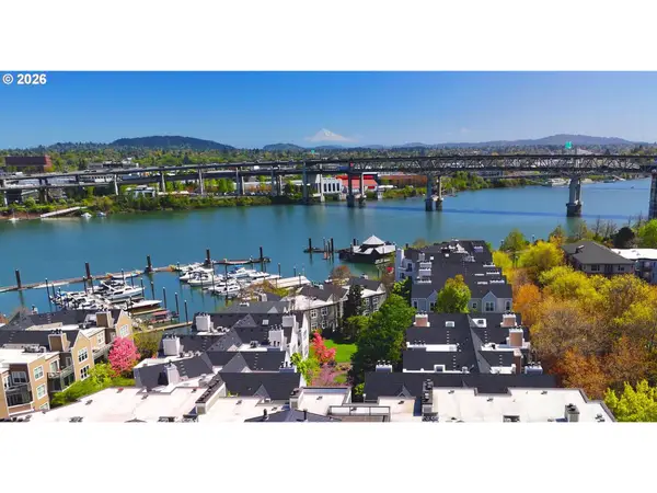 225 S Montgomery St #ES-10, Portland, OR 97201