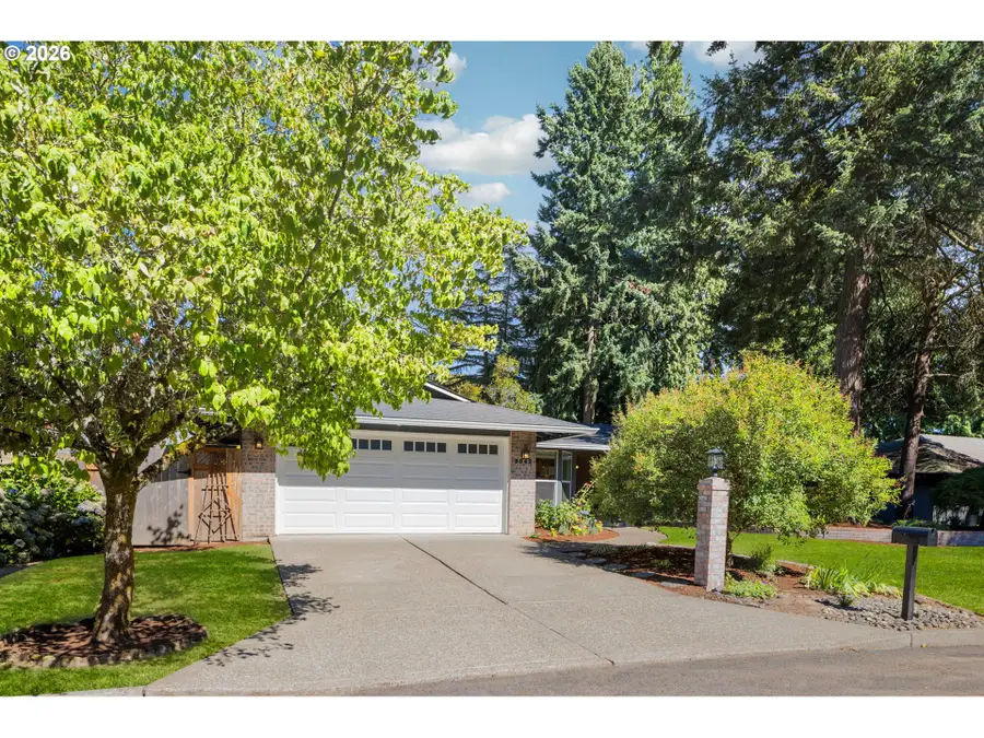9942 SW 52nd Ave, Portland, OR 97219 - #2
