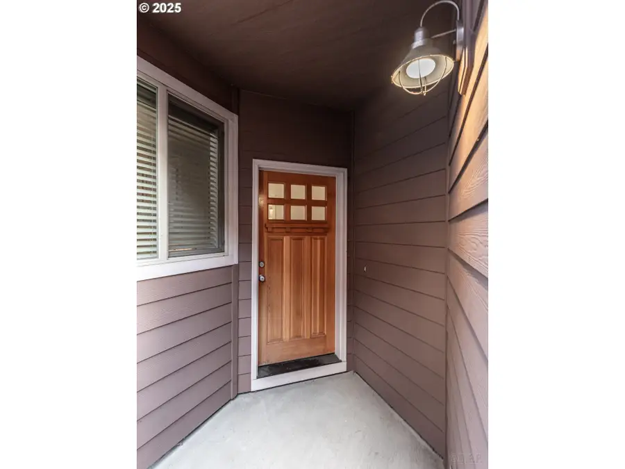 102 Coho Ter, Rainier, OR 97048 - Image #2