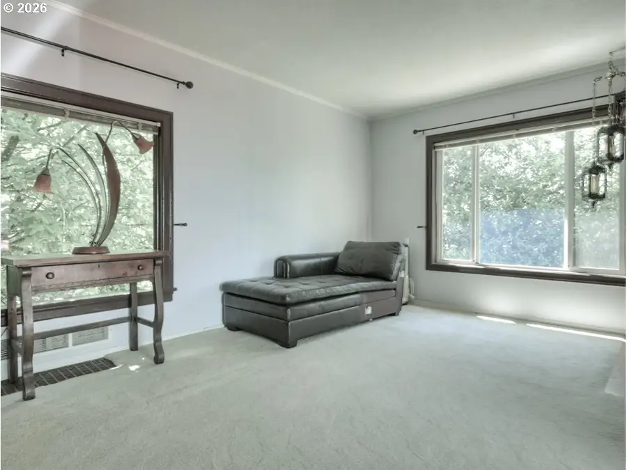 3801 SW Plum St, Portland, OR 97219 - #3