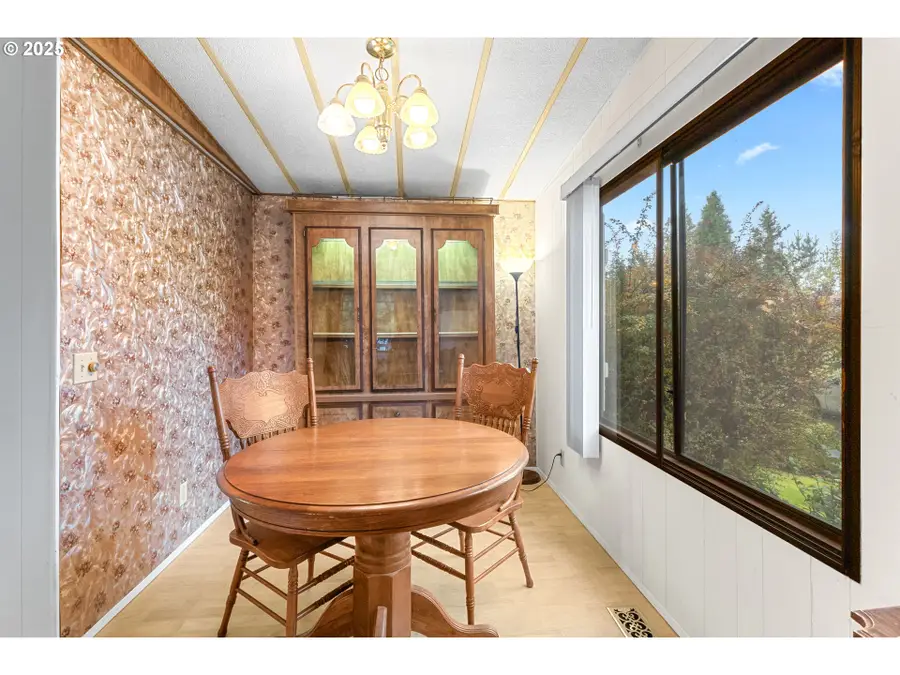 4915 Swegle Rd, Salem, OR 97301 - #3