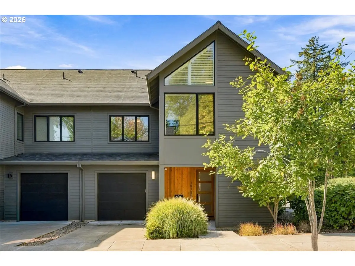 1515 SE 57th Ave, Portland, OR 97215 - #1