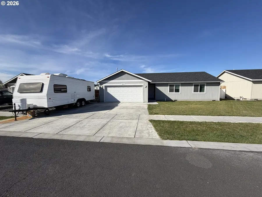 1464 NE Kenna Dr, Hermiston, OR 97838 - #2