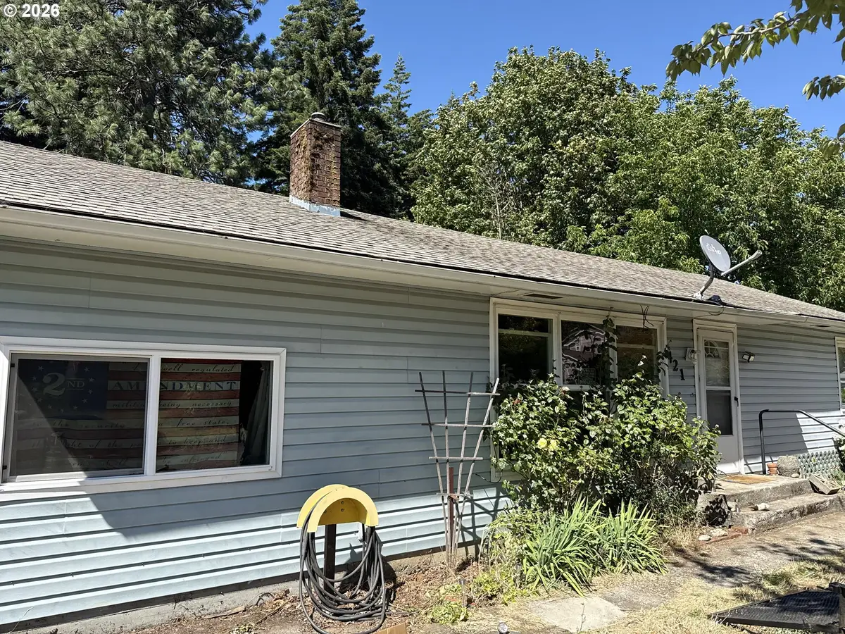 421 SE Sunset Ave, Cascade Locks, OR 97014 - #1