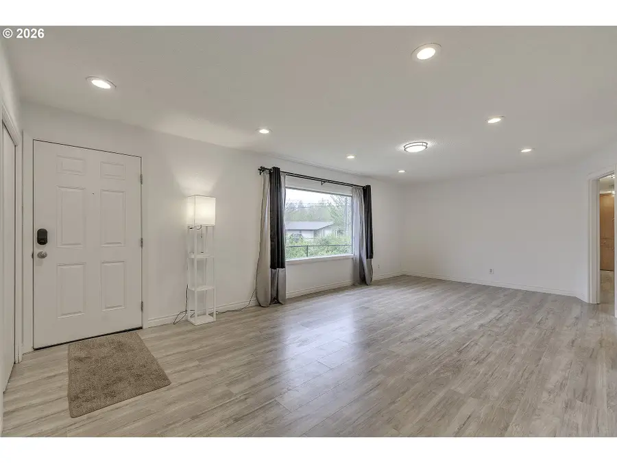 11820 SW Tiedeman Ave, Portland, OR 97223 - #3
