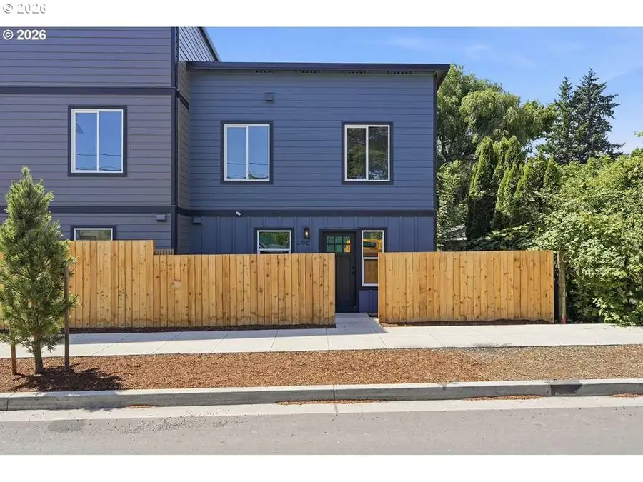 2701 SE 85th Ave #B, Portland, OR 97266 - #2