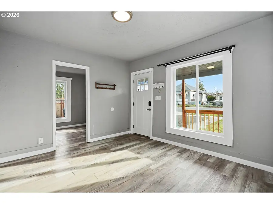 417 E Court St, Goldendale, WA 98620 - Image #2