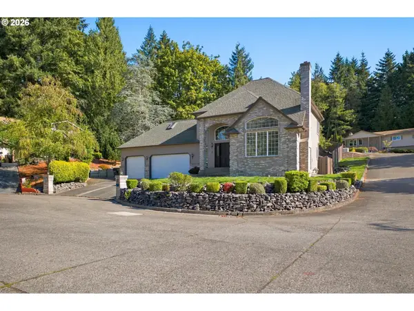1 Monterrey Pl, Longview, WA 98632