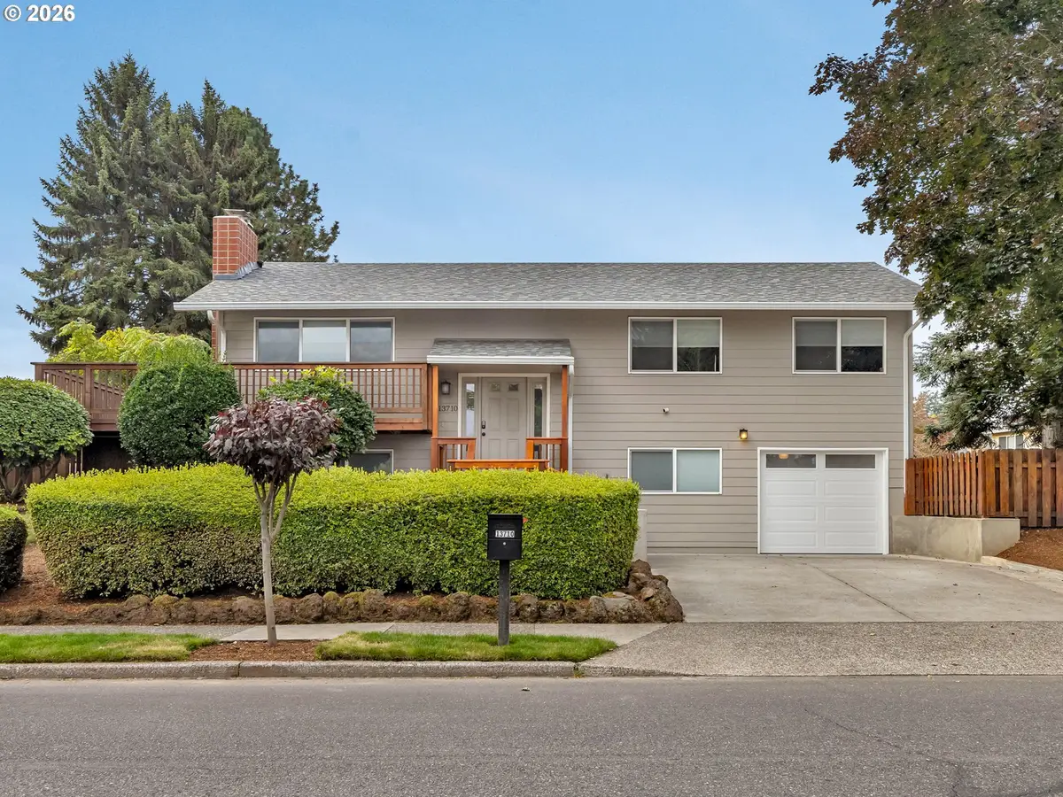 13710 NE Beech St, Portland, OR 97230 - #1