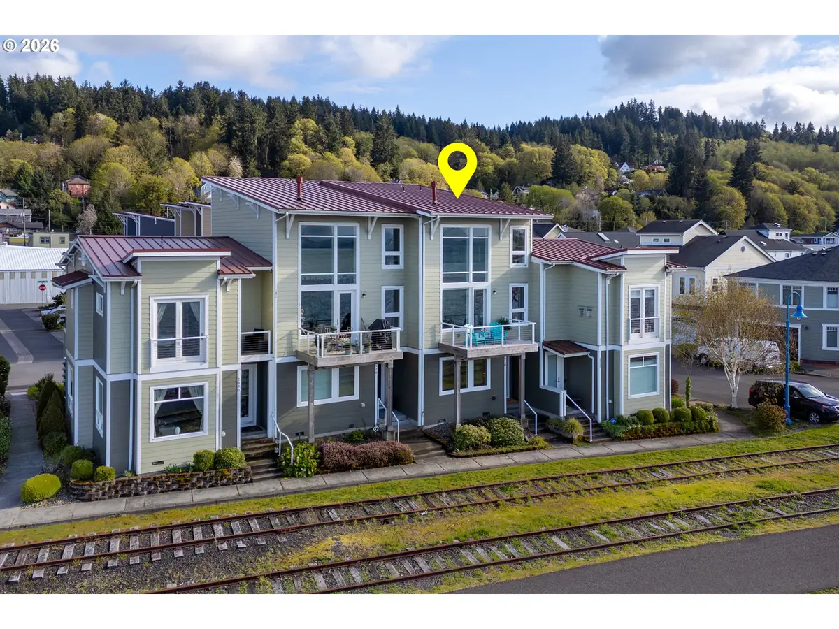 2910 Expedition Ln, Astoria, OR 97103 - #1
