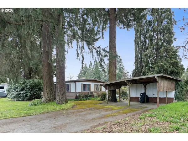 33986 Mobile Ln, Scappoose, OR 97056