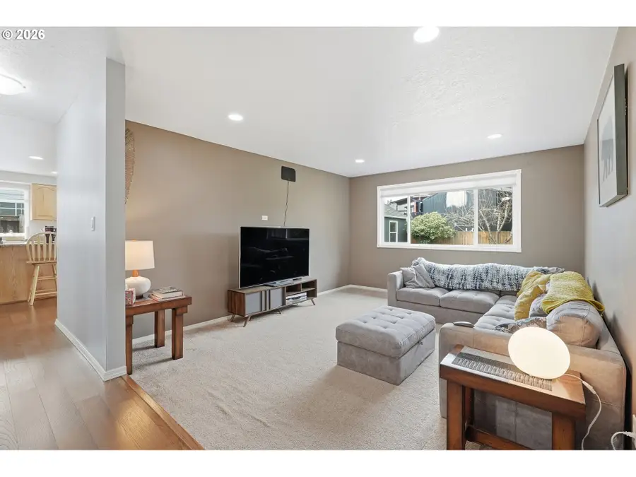 1025 S Fir Ct, Canby, OR 97013 - Image #3