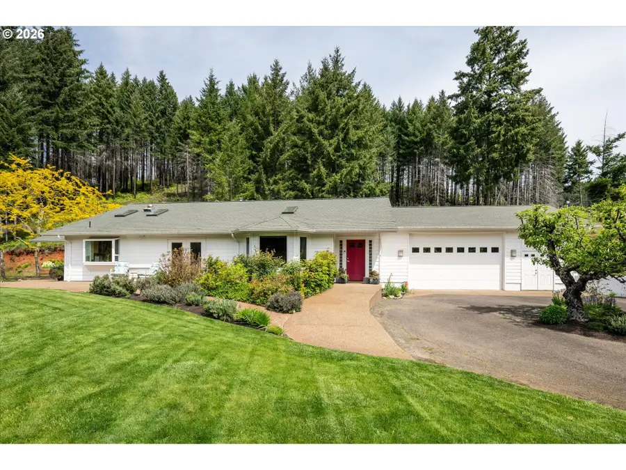 45947 N Gate Creek Rd, Vida, OR 97488 - #2