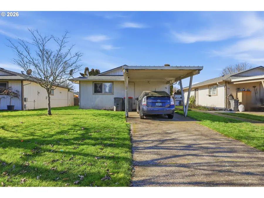 505 NW Fenton St, McMinnville, OR 97128 - #2