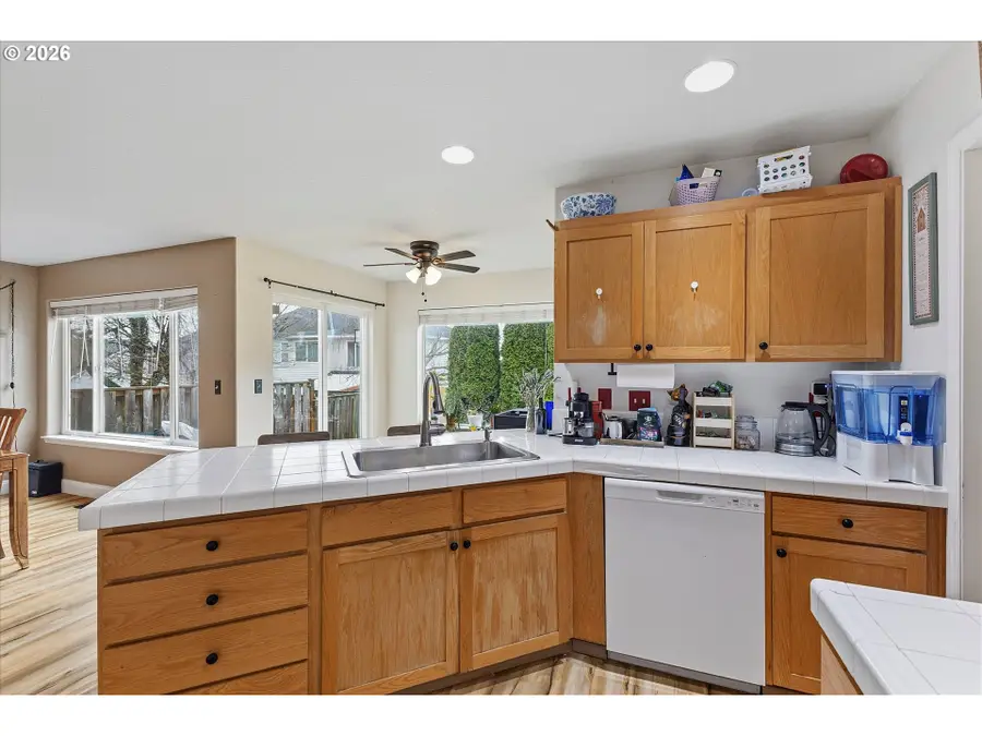 34660 Glacier Ave, Saint Helens, OR 97051 - #2