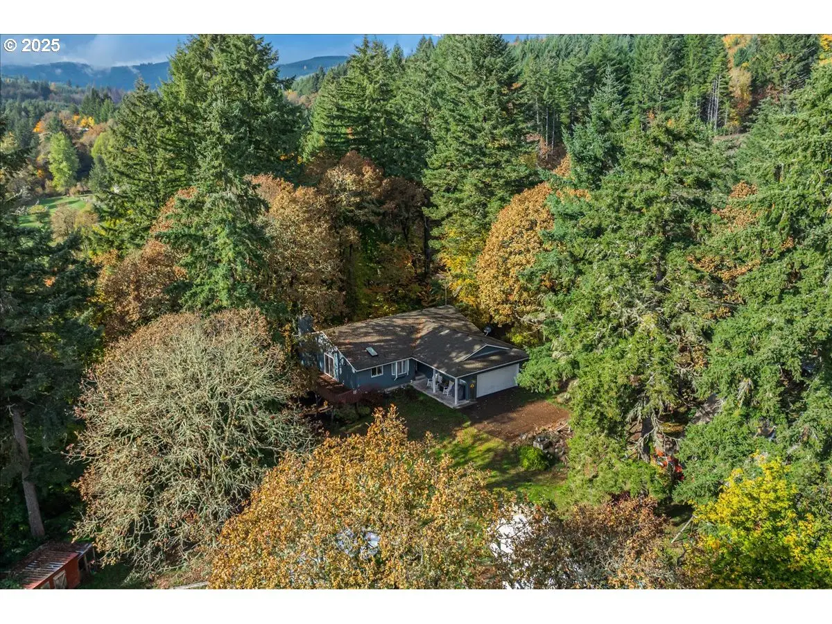 56220 SW Lee Falls Rd, Gaston, OR 97119 - Image #1
