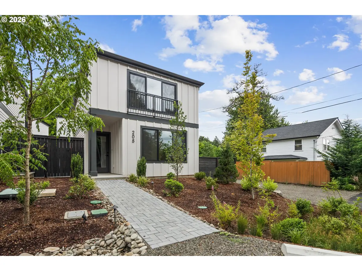 205 E Ave, Lake Oswego, OR 97034 - #1