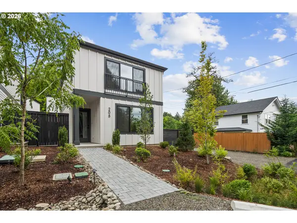 205 E Ave, LakeOswego, OR 97034