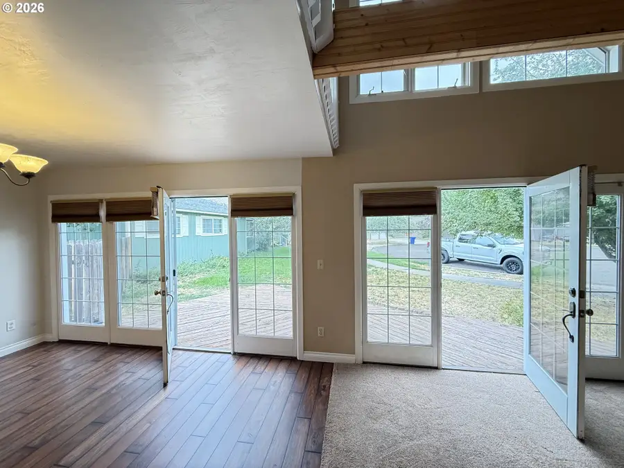 104 Pioneer Place, Lakeview, OR 97630 - #3