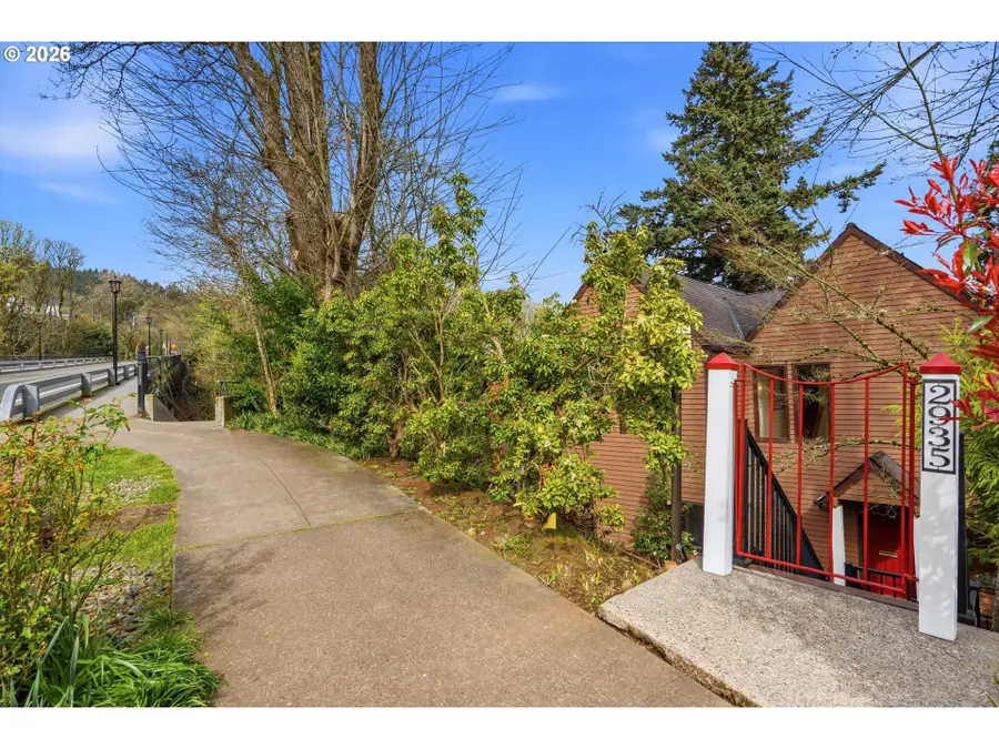 2935 NW Thurman St, Portland, OR 97210 - #2