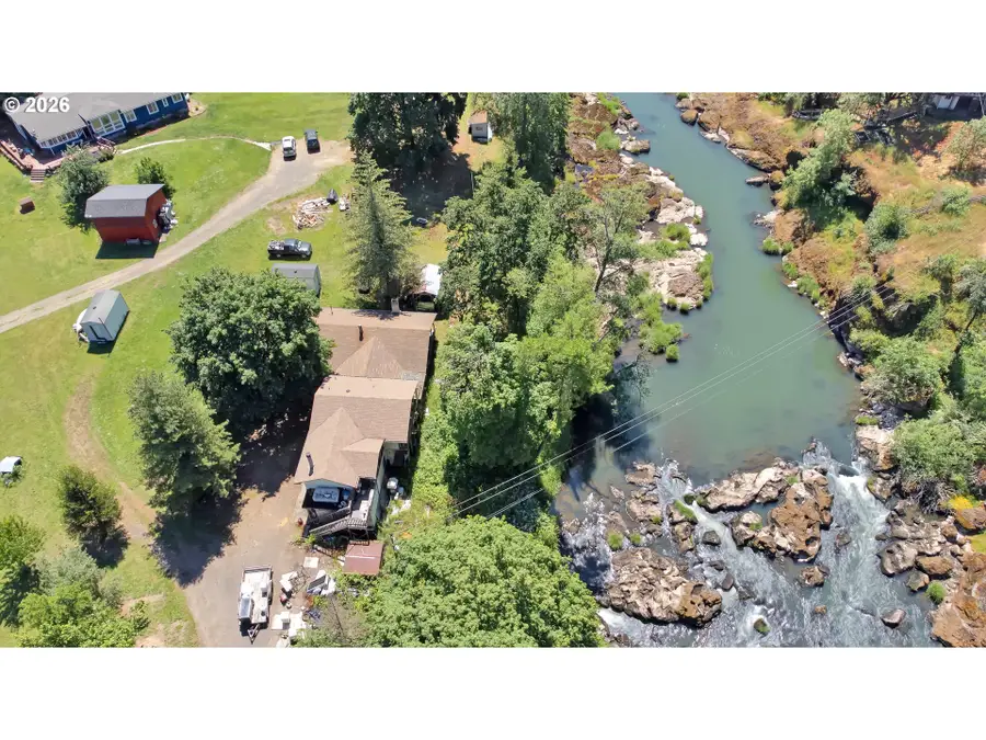 34558 Row River Rd, Cottage Grove, OR 97424 - #2