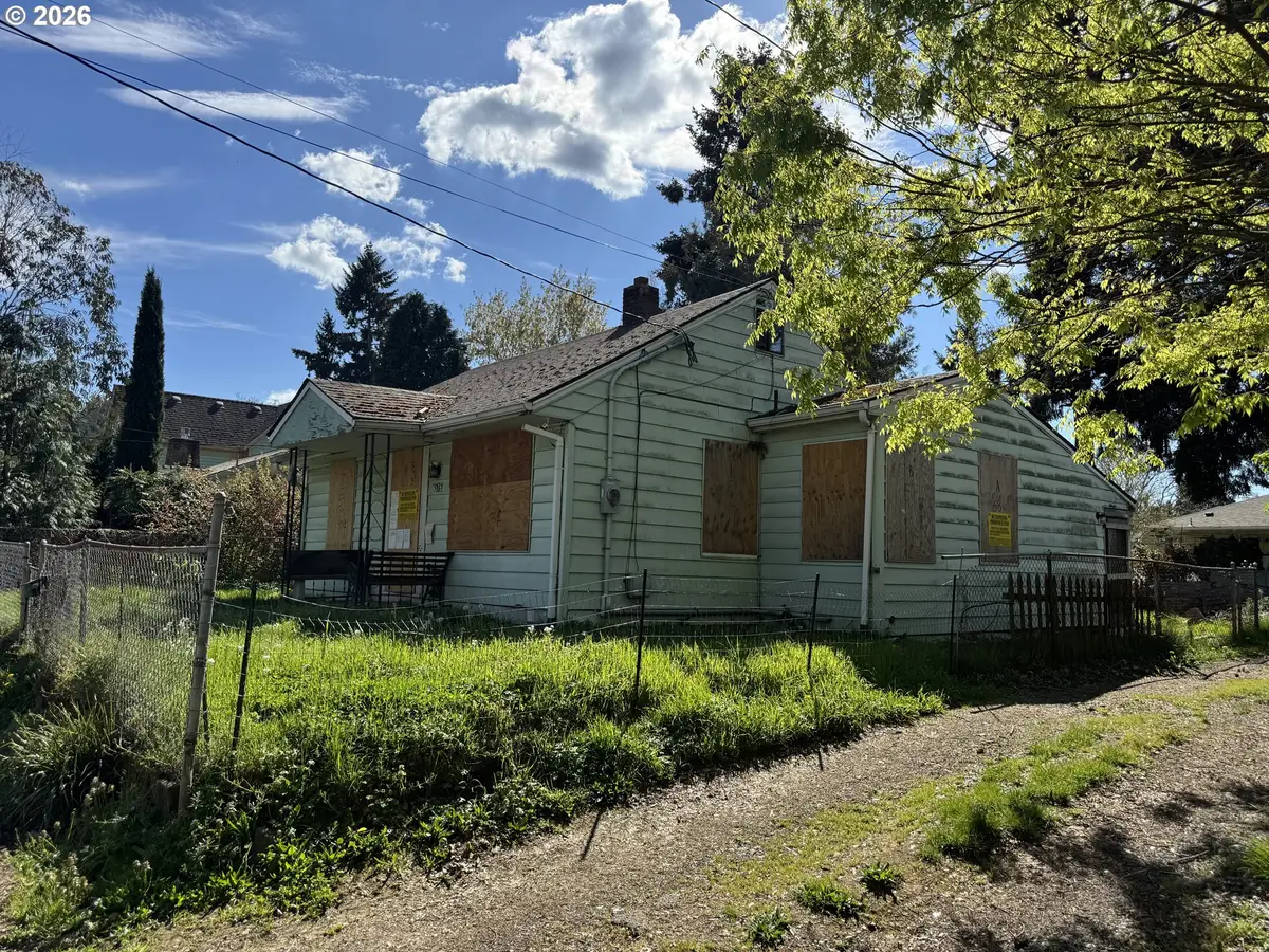 8315 N Wayland Ave, Portland, OR 97203 - #1