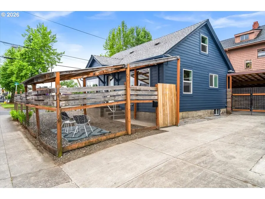 3327 SE 50th Ave, Portland, OR 97206 - #2