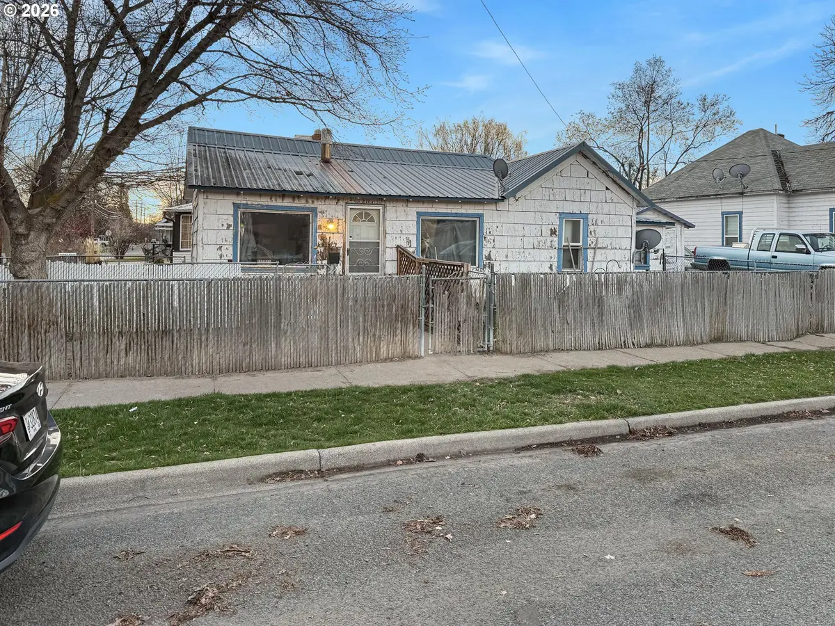 2536 5th St, Baker City, OR 97814 - #1