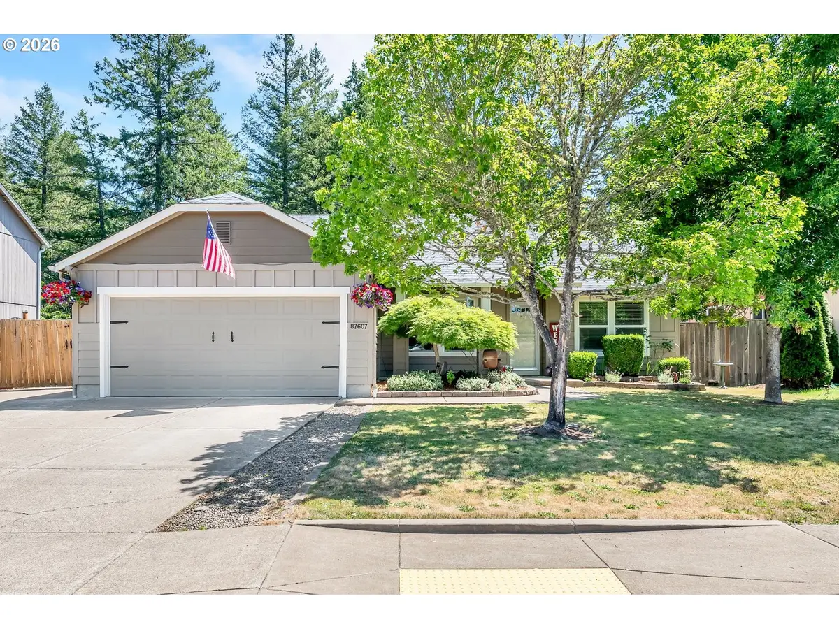 87607 Halcyon Dr, Veneta, OR 97487 - #1