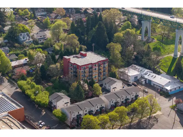 8712 N Decatur St #106, Portland, OR 97203