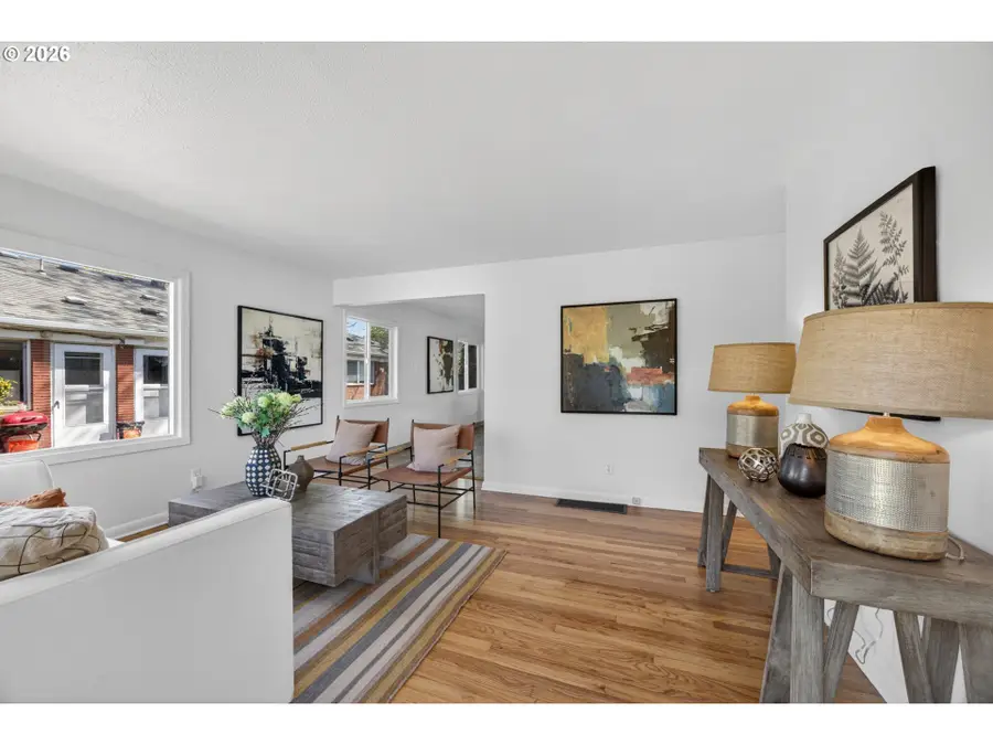 1044 NE 57th Ave, Portland, OR 97213 - #2