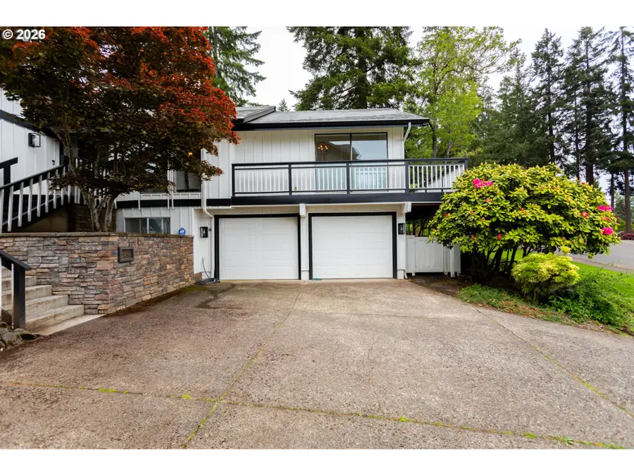 2496 Panorama Dr, Eugene, OR 97405 - #3