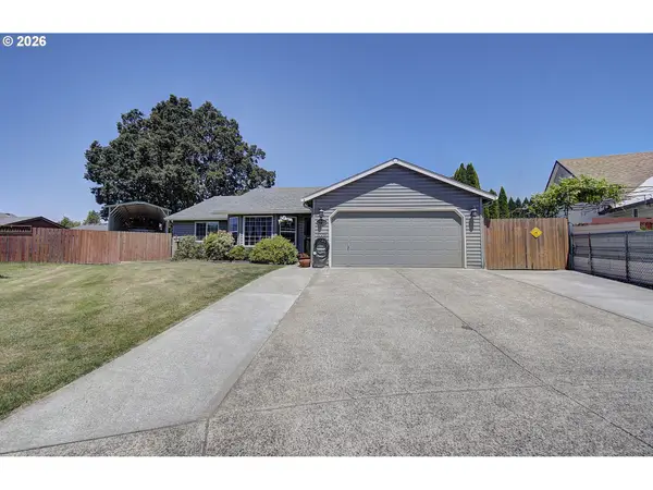 1916 NW 3rd Ct, BattleGround, WA 98604