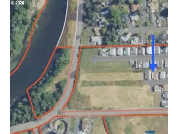 213 River Ridge Ave, Roseburg, OR 97471 - Image #2