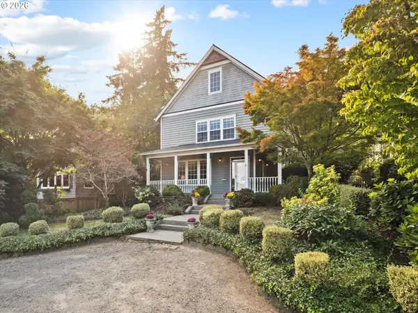426 7th St, LakeOswego, OR 97034