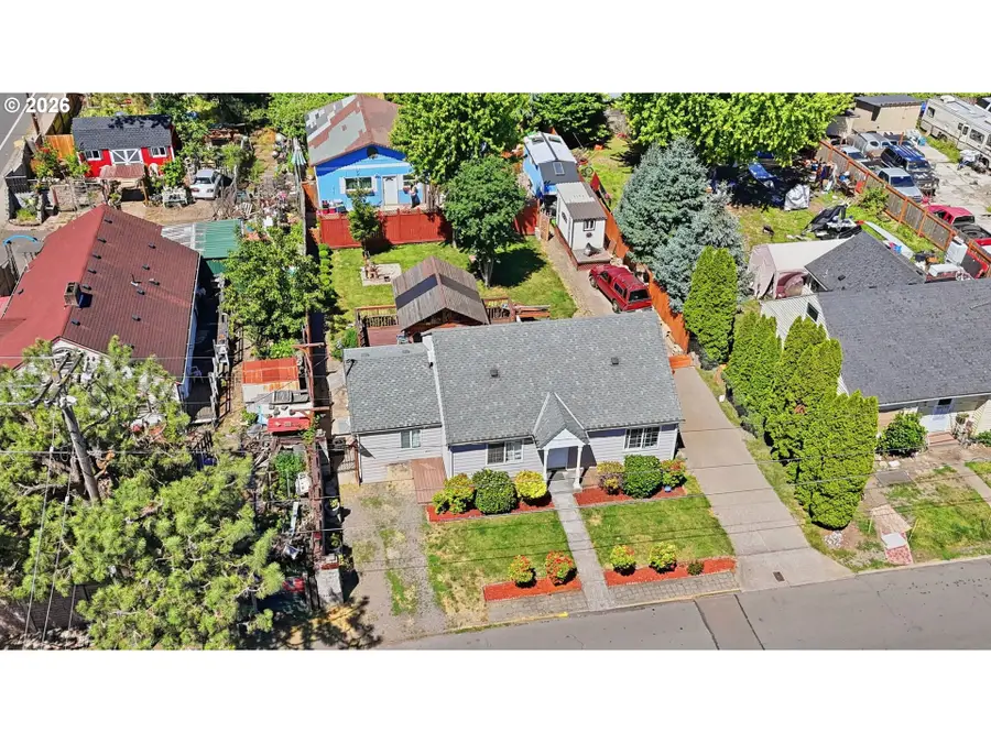 2027 Coral Ave Ne, Salem, OR 97305 - #2