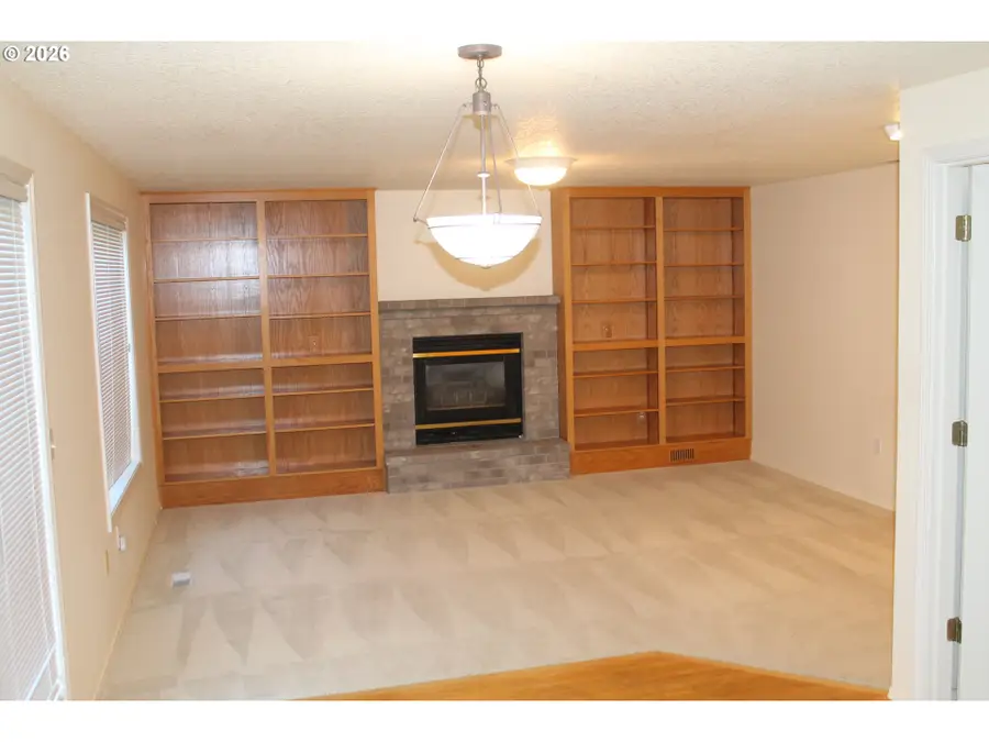 2120 NW Douglas Loop, Camas, WA 98607 - #3