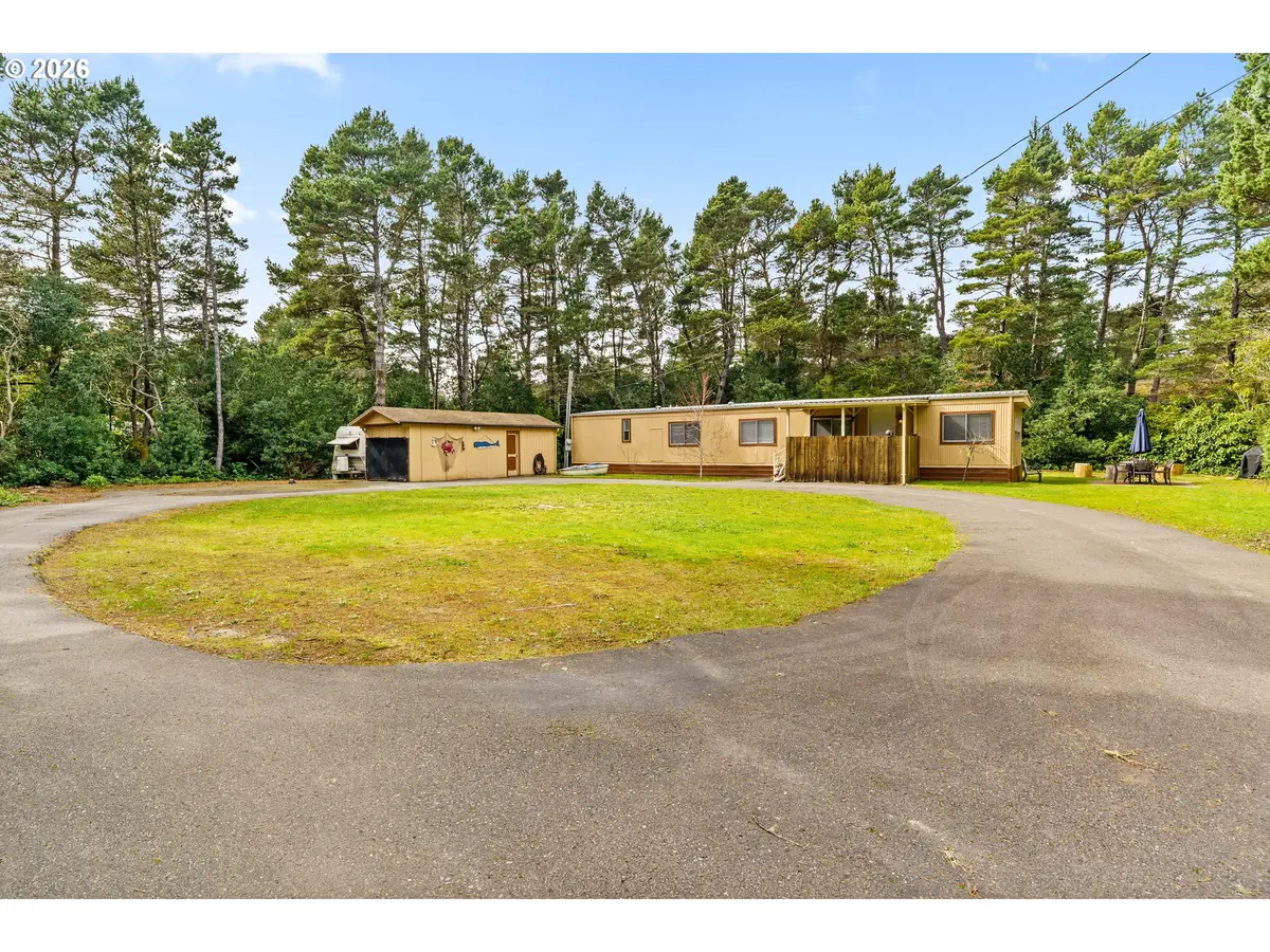 4835 Gloria Gayle Way, Florence, OR 97439 - #1