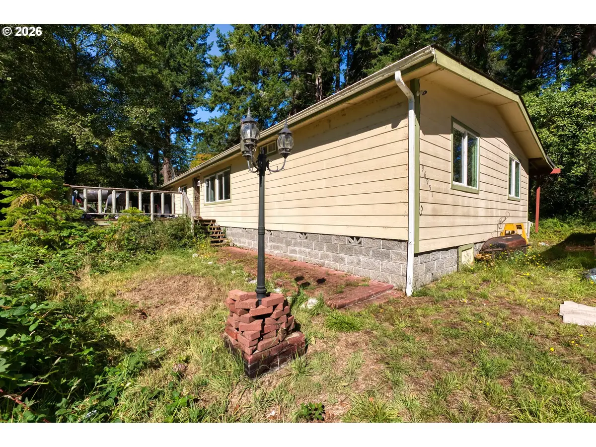 96951 Hampton Rd, Brookings, OR 97415 - #1
