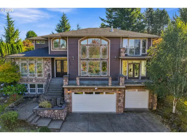 14046 SE Claremont St, HappyValley, OR 97086