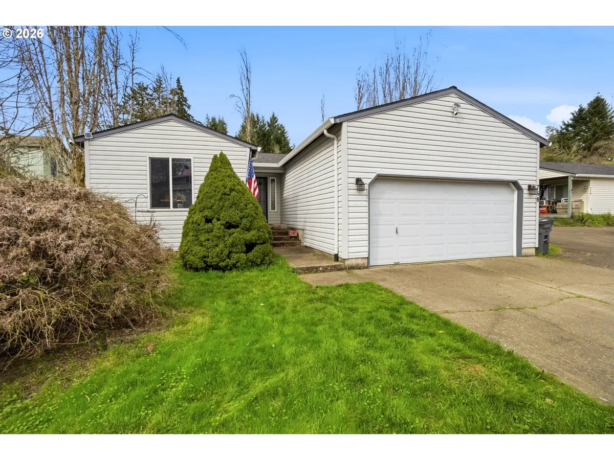 768 NE Main St, Willamina, OR 97396 - #1