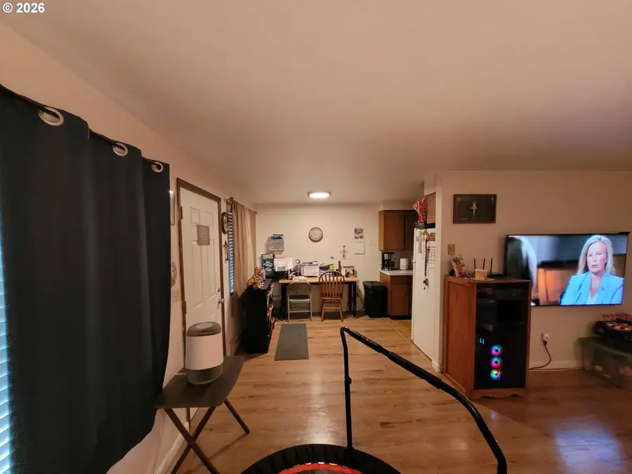 412 NW 8th St, Pendleton, OR 97801 - Image #3