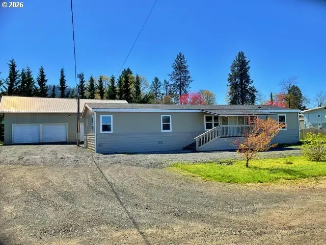 591 SE Carrol St, Winston, OR 97496 - #1