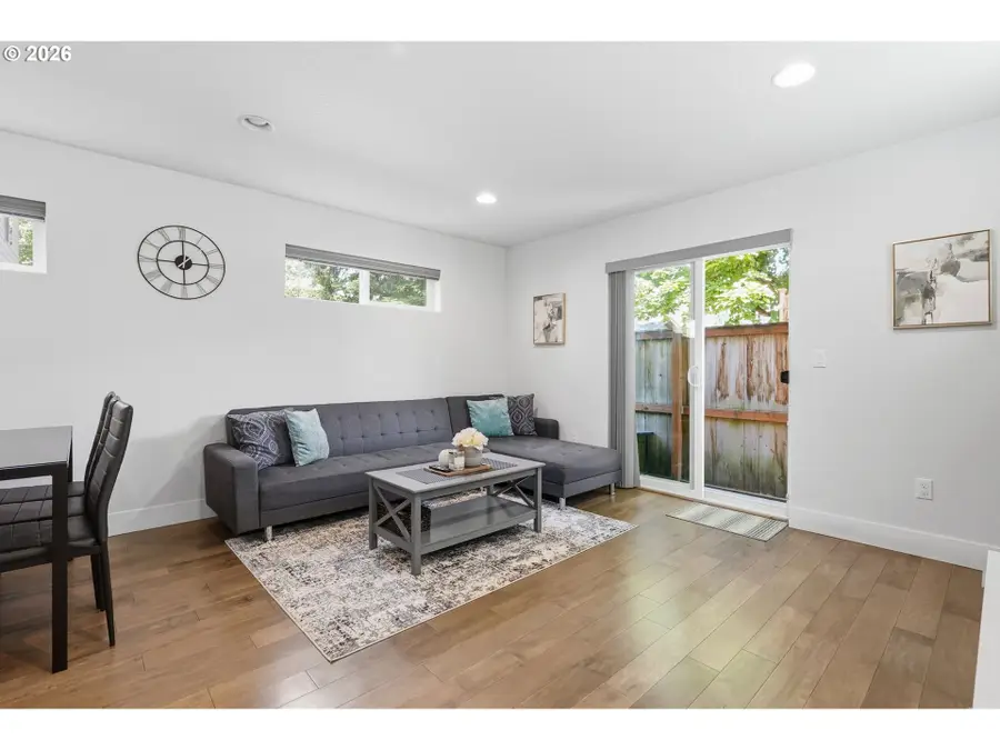 10045 SE Clinton St, Portland, OR 97266 - #3