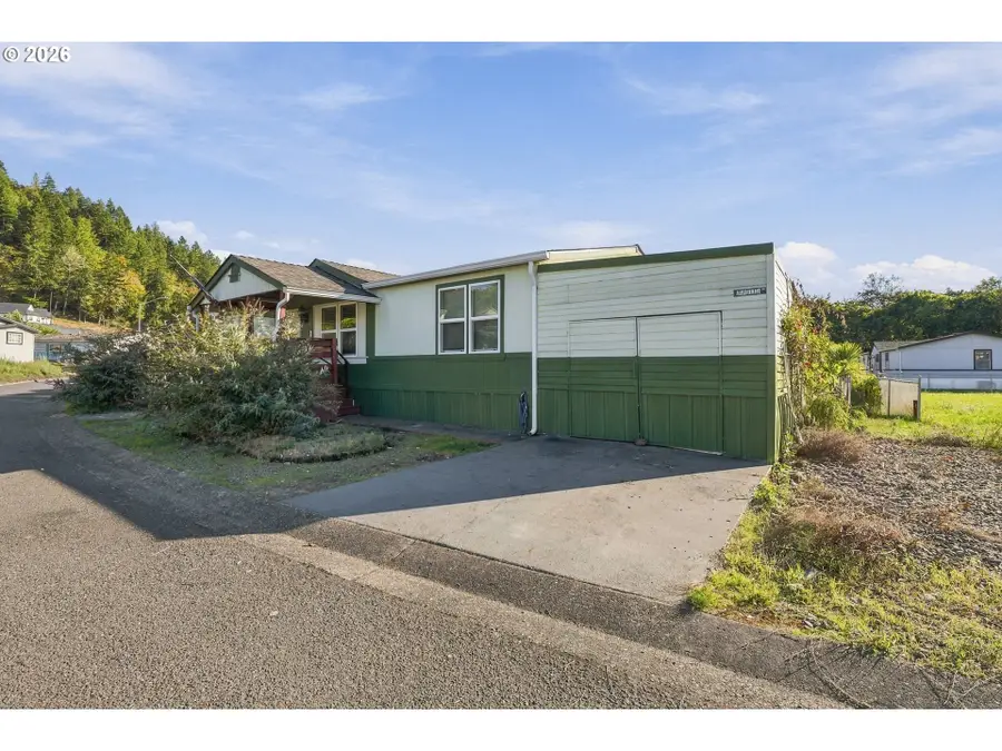 550 S State St #134, Sutherlin, OR 97479 - #3