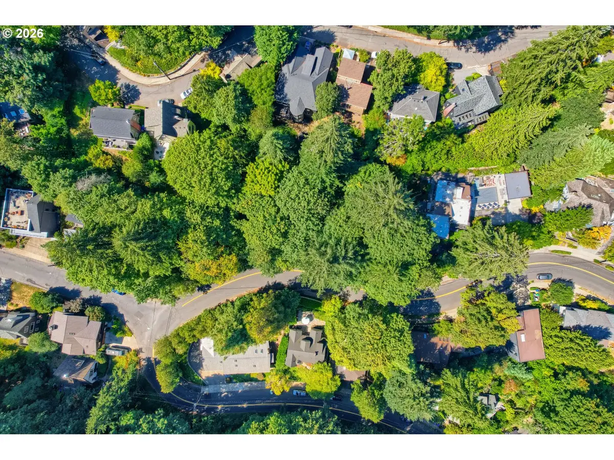 SW Fairview Blvd, Portland, OR 97205 - #1