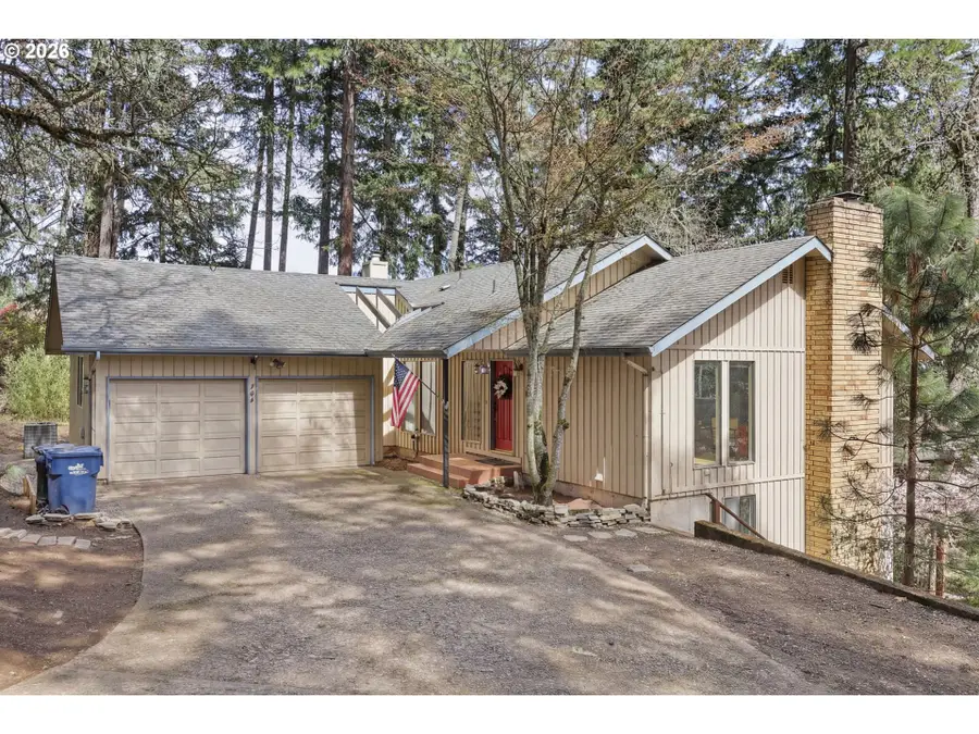 784 Brookside Dr, Eugene, OR 97405 - #2