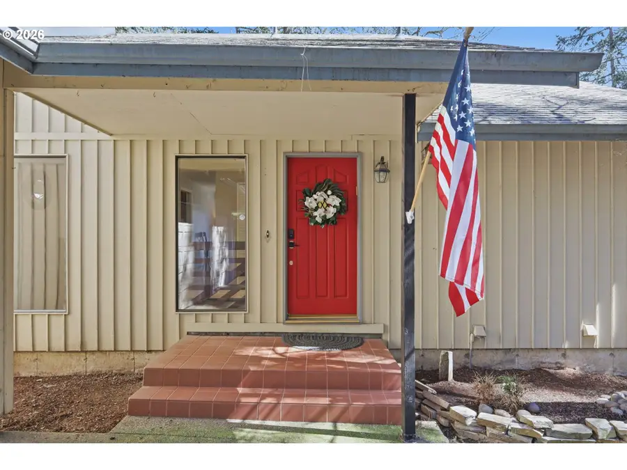 784 Brookside Dr, Eugene, OR 97405 - #3