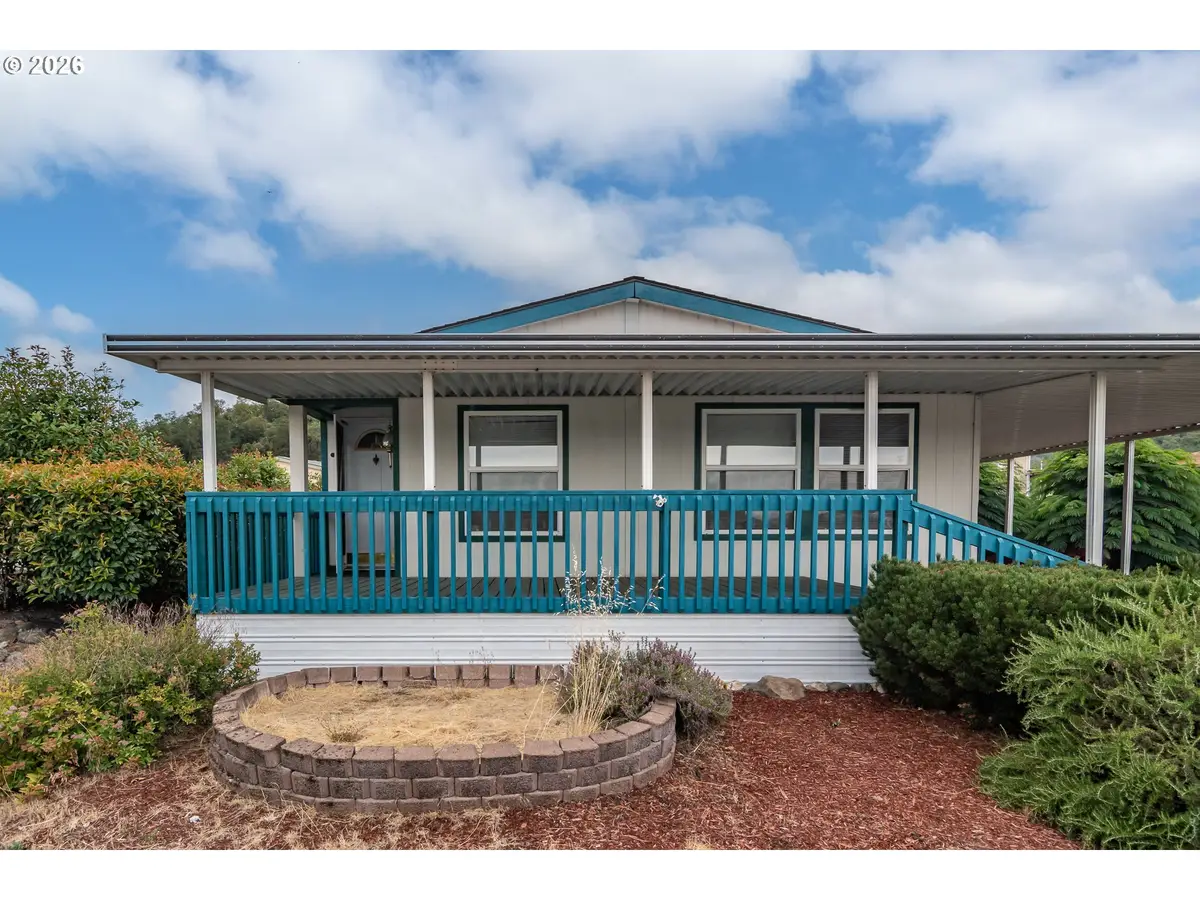 217 Shadow Ranch Ln, Roseburg, OR 97470 - #1